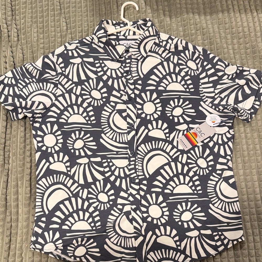 C&C California stretch fit short sleeve button up NWT